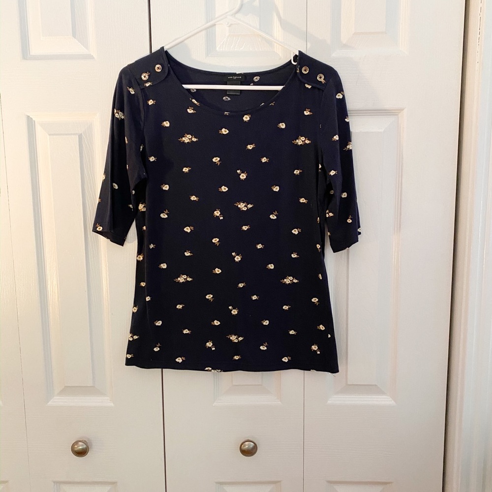 Ann Taylor 3/4 cute floral shirt
